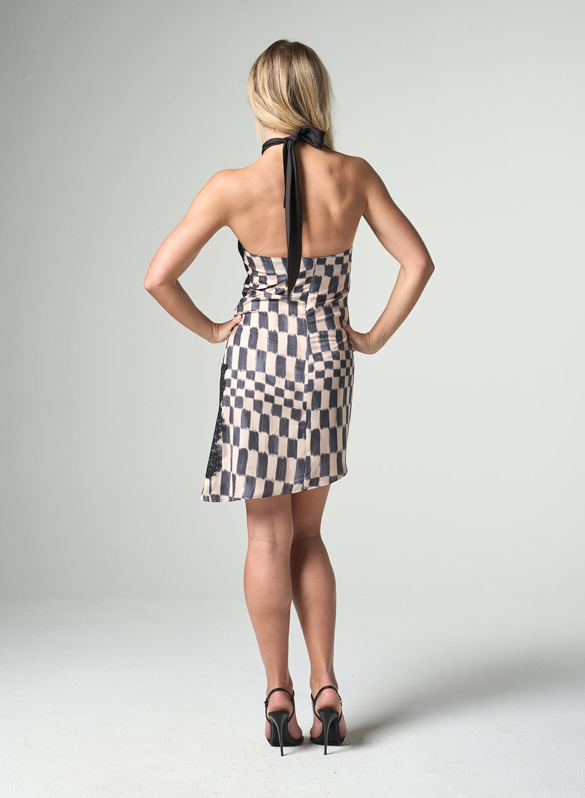 Anora Dress